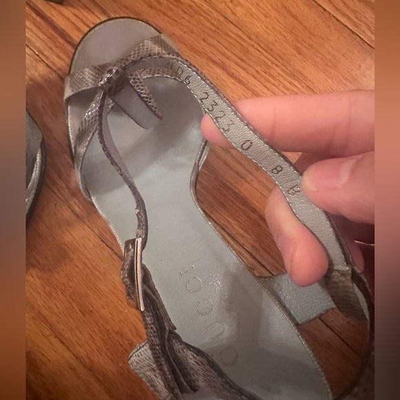 ICONIC GUCCI T STRAP HEELS SANDALS SIZE 8 - Picture 6 of 16